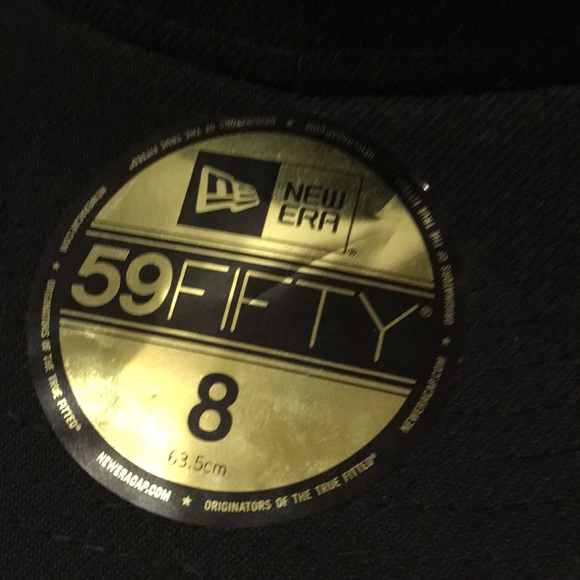 NEW ERA FITTED NEW ENGLAND PATRIOTS CAP 59FIFTY SIZE 8 BLACK ON BLACK NWT. - Picture 5 of 9